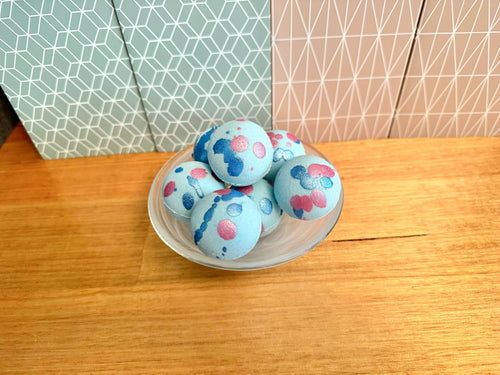 Handmade Mini Goat Milk Bath Bombs: Fairy Floss (Aqua)