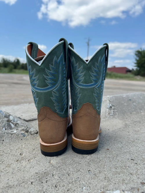 Horse Power Kids’ Tan & Green Pull Up Western Boot