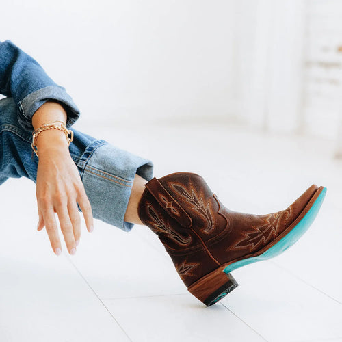 Lane Lexington Bootie - Cognac