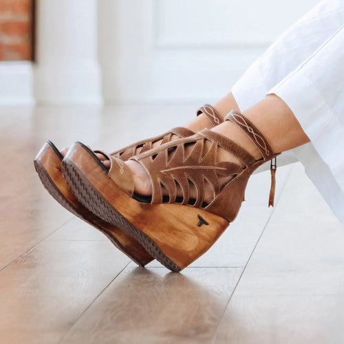 Lane Becca Wedge Desert Clay